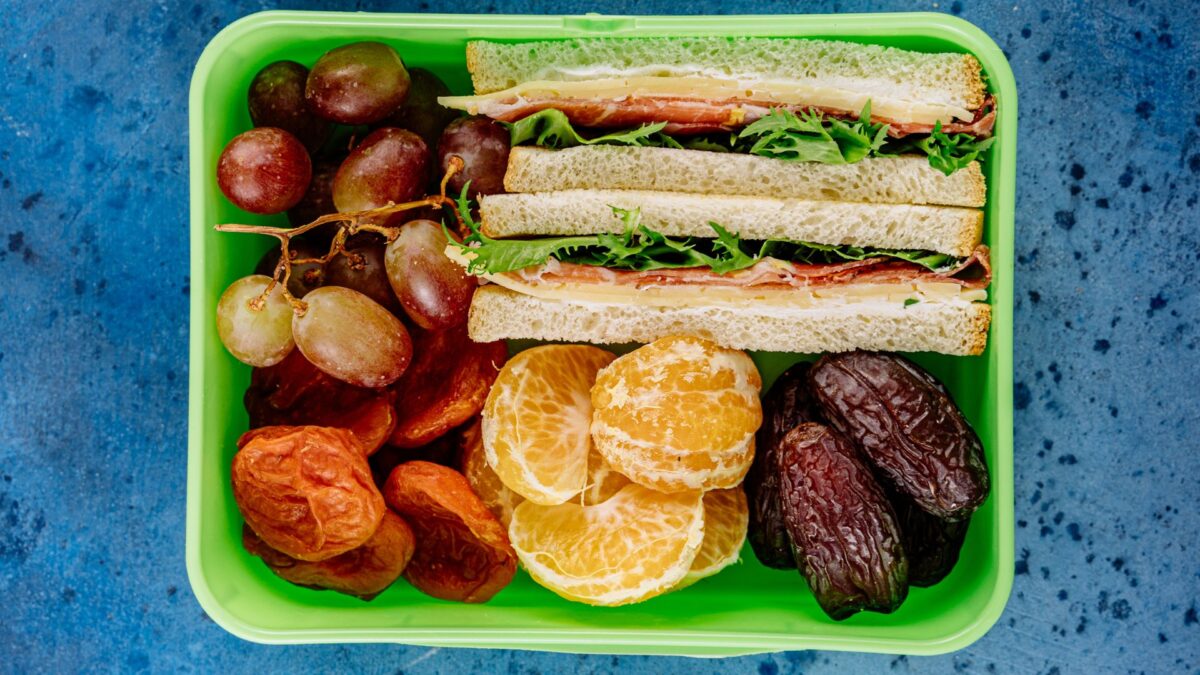 Najlepsze ciasteczka do lunchboxa – szybkie i zdrowe propozycje